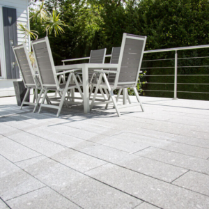 Dalle en granit gris 40x40 — terrasse carrossable livrée France | DVTSTONE
